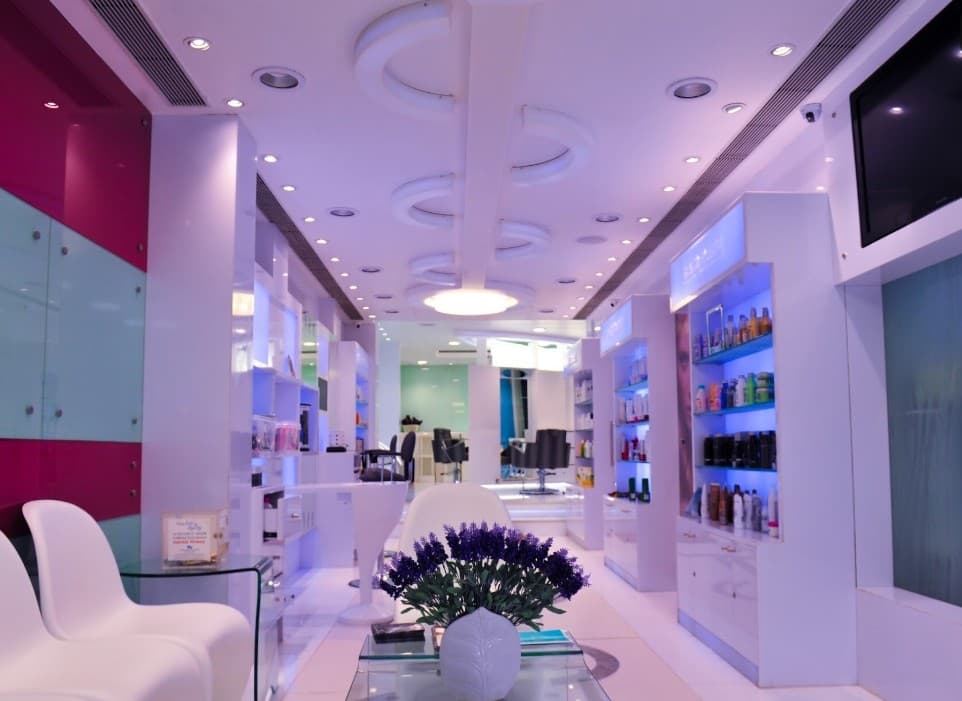 Neomis Salon & Spa — photo 1