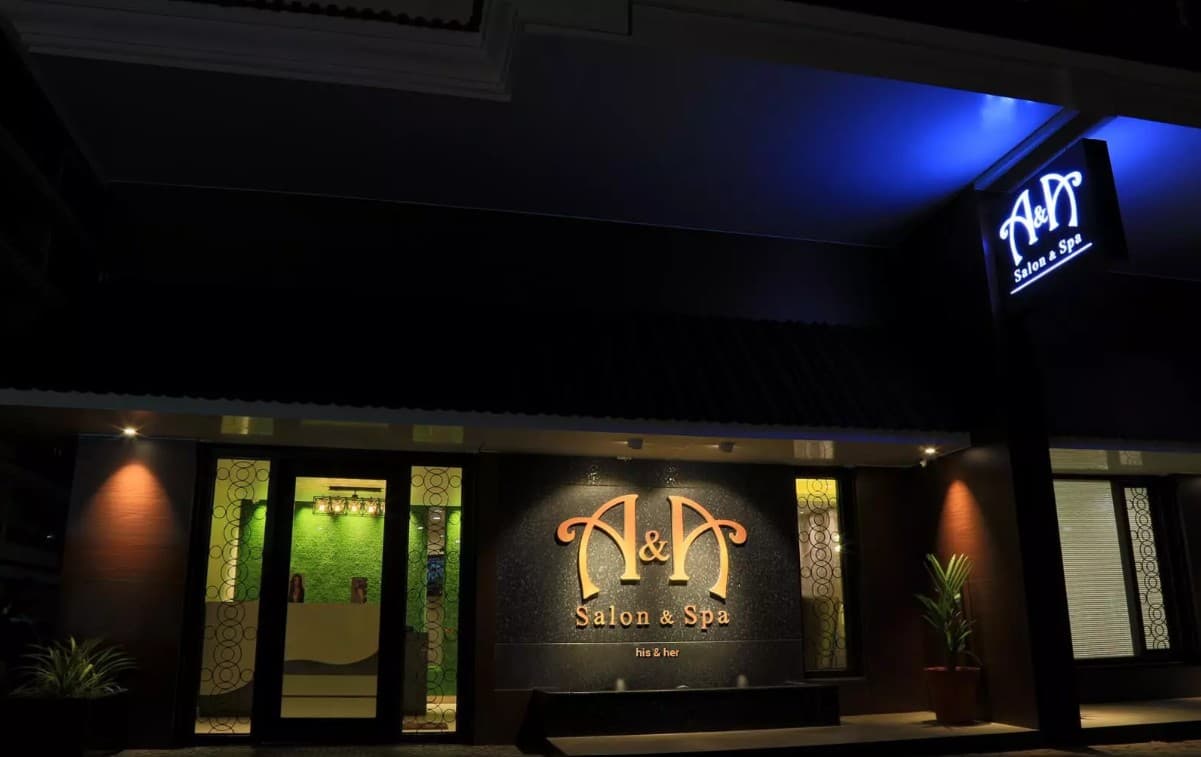 A & A Salon & Spa